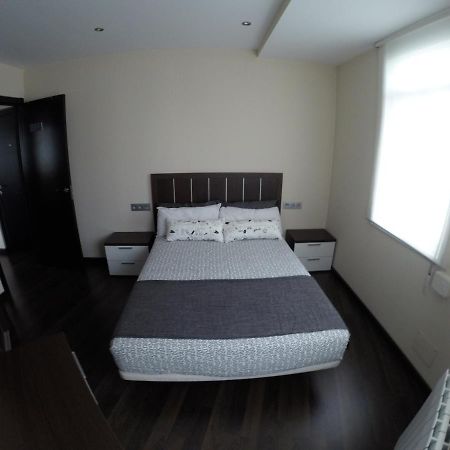 Coqueto Apartamento De 2 Habitaciones En Zona Estacion Tren La Coruña Esterno foto