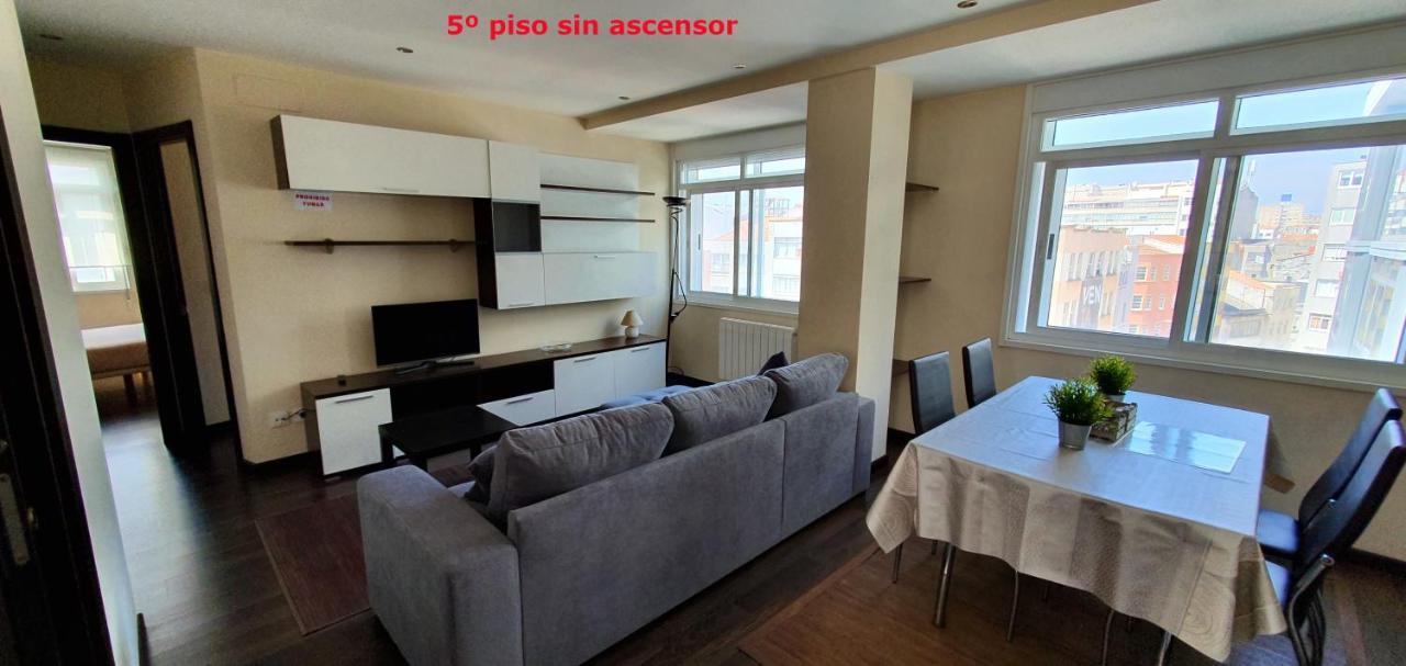Coqueto Apartamento De 2 Habitaciones En Zona Estacion Tren La Coruña Esterno foto